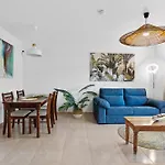 Papagayo Κοραλέχο