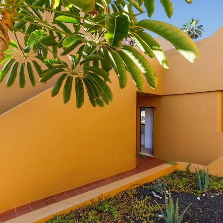 Papagayo Feriehus *